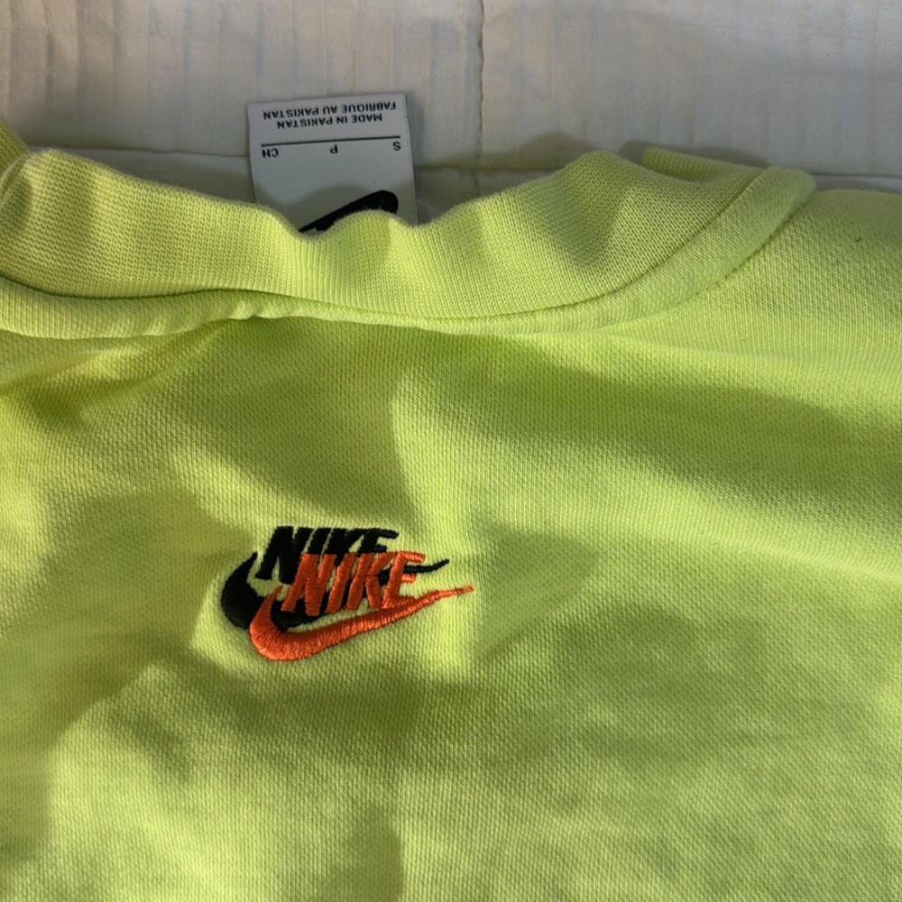 Nike lime green  crew neck sweater embroidered logos size small - Picture 10 of 10